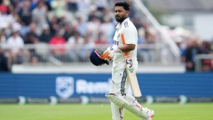 Rishabh Pant Aims for West Indies Series Return After Bengaluru Rehab: Report
hoặc
Pant Eyes India Comeback in West Indies Series Following Rehab: Report