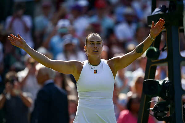 Aryna Sabalenka celebrates her Wimbledon victory