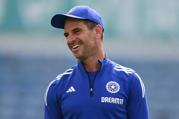 India's assistant coach feels they start the game against Pakistan as favourites but execution on the day will be crucial.